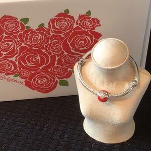 ❤️Brighton Bangle Bracelet w/Blissful Hearts Bead